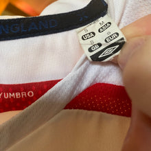 2007-09 England home football shirt - S