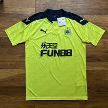 2020 21 NEWCASTLE UNITED AWAY FOOTBALL SHIRT Puma *BNWT*
