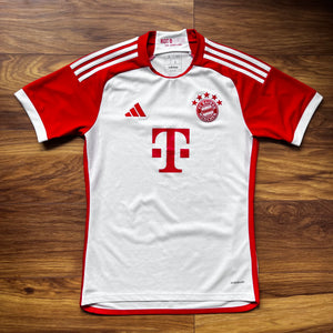 2023-24 Bayern Munich Home Football shirt Adidas - S