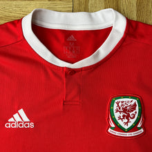 2018 19 Wales home football shirt Adidas - M