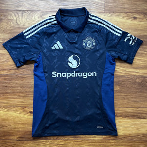 2024 25 Manchester United away football shirt #37 Mainoo - M