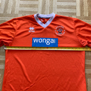 2013 15 Blackpool home Football Shirt - XL