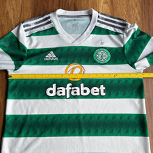 2022 23 Celtic home L/S Football Shirt Adidas - M