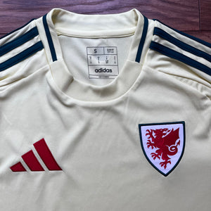 2024 Wales away football shirt Adidas (excellent) - S