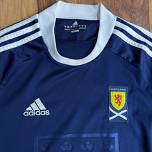 2010 11 Scotland home football shirt Adidas (excellent) - S