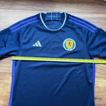 2022 23 Scotland home football shirt (Neck has Pull)  - S
