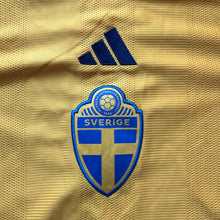 2022 Sweden home football shirt Adidas - S