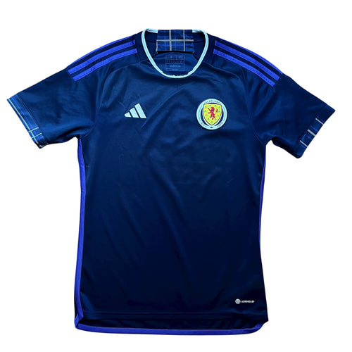 2022 23 Scotland home football shirt (Neck has Pull)  - S