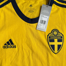 2022 Sweden DNA 3 stripes cotton football t-shirt Adidas BNWT - S