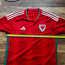 2022 23 Wales home football shirt Adidas (excellent) - S