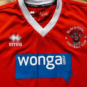 2013 15 Blackpool home Football Shirt Errea - S