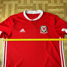 2018 19 Wales home football shirt Adidas - M