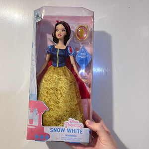 Disney Princess Classic Snow White 11.5-Inch Doll [with Pendant] new in box