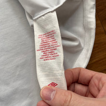 2010 12 England home football shirt - XXL (50”)