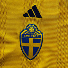 2022 Sweden home football shirt Adidas - L