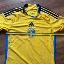 2022 Sweden home football shirt Adidas - S