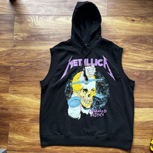 Metallica Damaged Justice sleeveless hoodie (excellent) - XL