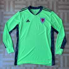 2020 22 Wales Goalkeeper GK football shirt Euro 2020 Adidas - L