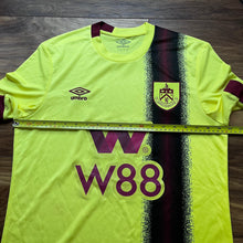 2023 24 Burnley away football shirt Umbro - M