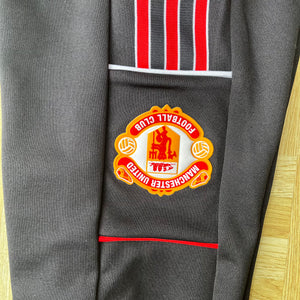 DEFECT upside crest Manchester United Joggers BNWT - S