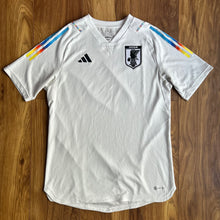 2022-23 Japan Authentic pre-match football shirt Heat.Rdy - M