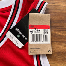 Nike Chicago Bulls Zach
Lavine Icon Edition
Swingman Jersey Sz Med
DN2000-657