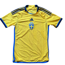 2022 Sweden home football shirt Adidas - S