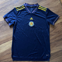2022 23 Scotland home football shirt Women’s - M 12-14