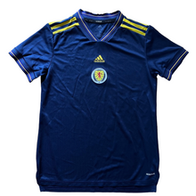 2022 23 Scotland home football shirt Women’s - M 12-14