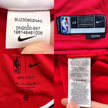 Nike Chicago Bulls Zach
Lavine Icon Edition
Swingman Jersey Sz Med
DN2000-657