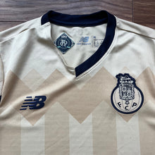 2023 24 FC Porto away football shirt (slight damage) - M