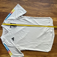 2022-23 Japan Authentic pre-match football shirt Heat.Rdy - M