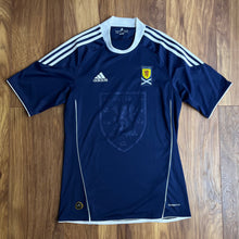 2010 11 Scotland home football shirt Adidas (excellent) - S