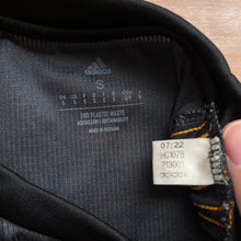 2022 23 Leeds United third football shirt Adidas (excellent) - S