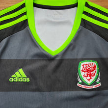 2016-17 Wales away football shirt adidas (excellent) - S