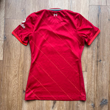 2021 22 Liverpool home football shirt Ladies Women’s - S