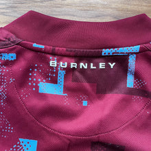 2022 23 Burnley home football shirt Umbro - XL