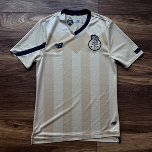 2023 24 FC Porto away football shirt (slight damage) - M