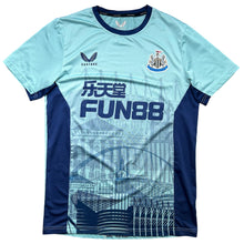 2022 23 Newcastle United pre-match training football shirt Castore - S