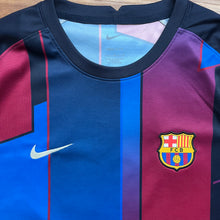 2021-22 Barcelona Nike Pre-Match Training Football Shirt Nike - L