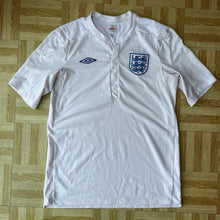 2010 12 England home football shirt - S/M (38)