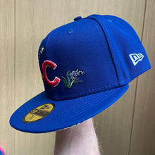 Chicago Cubs blue floral 59FIFTY fitted cap – side view