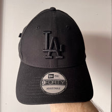 Los Angeles Dodgers New Era 9FORTY Cap – Blackout – front view