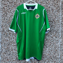 2008 10 Northern Ireland home football shirt - L
