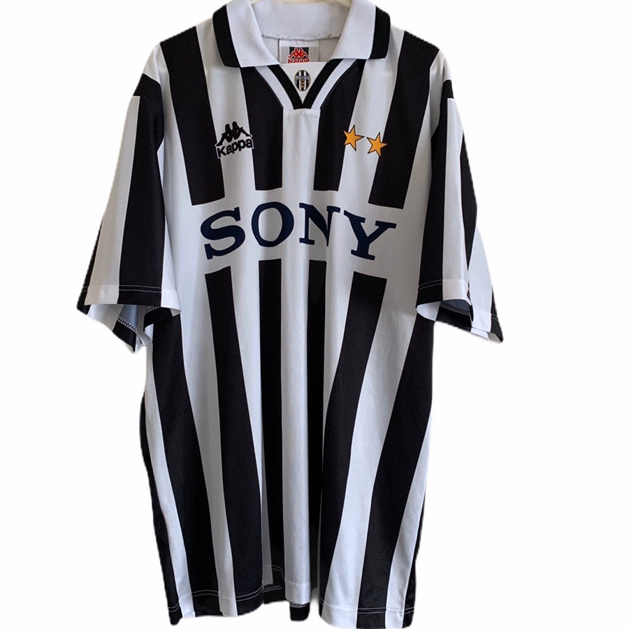 1995 97 Juventus home football shirt - XL