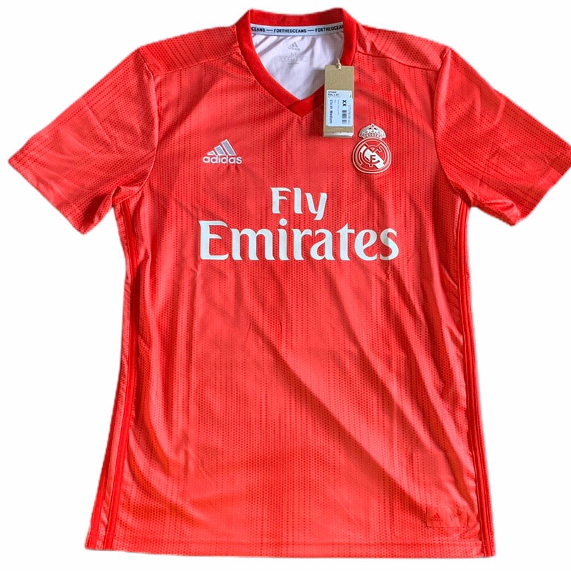 2018 19 REAL MADRID THIRD FOOTBALL SHIRT *BNWT* - XL