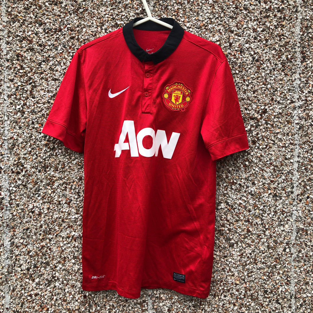 2013 14 Manchester United home Football Shirt Original Nike - S