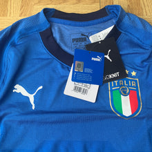 2018 19 ITALY EVOKNIT PLAYER ISSUE AUTHENTIC HOME FOOTBALL SHIRT *BNWT* - L