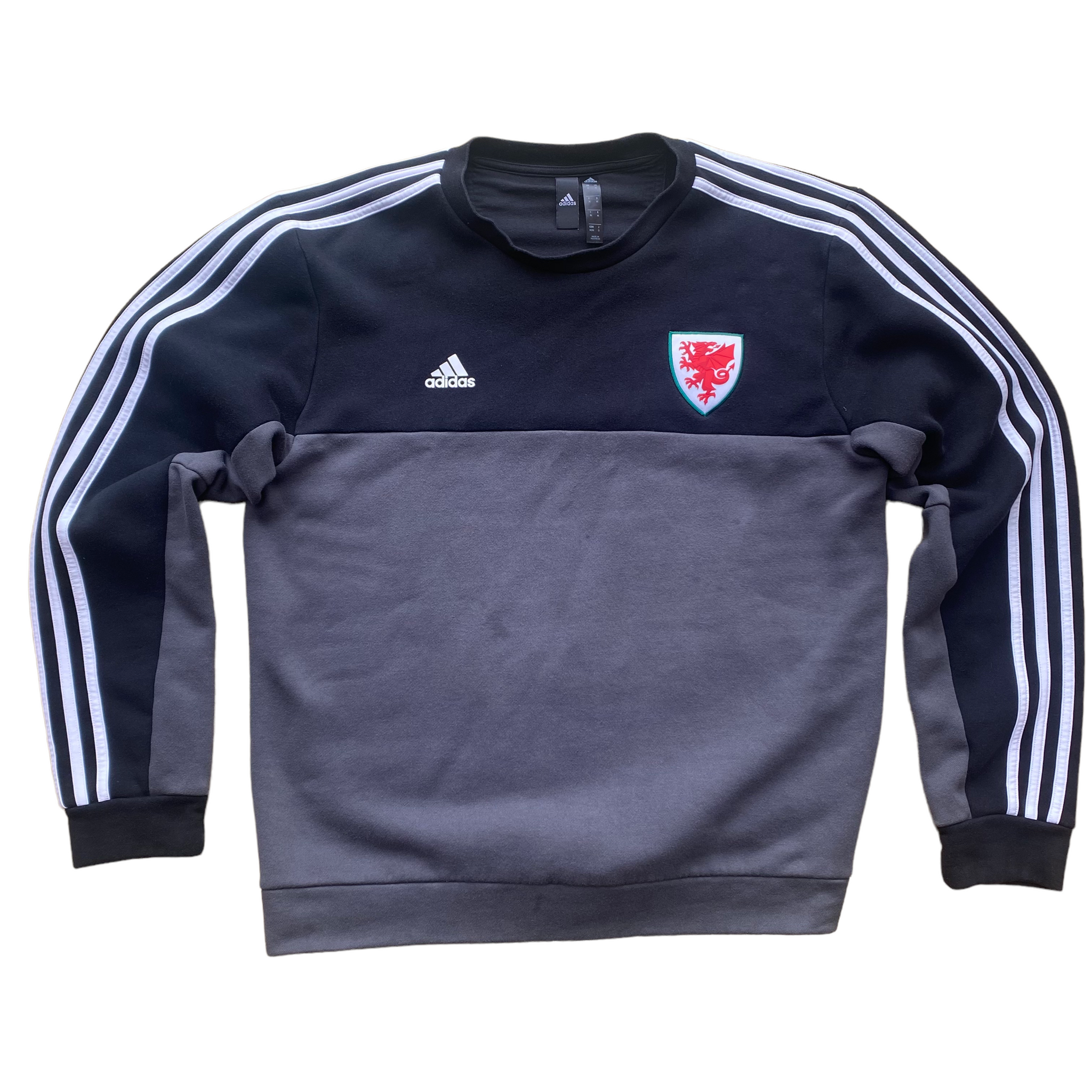 Adidas top sweatshirt 2019